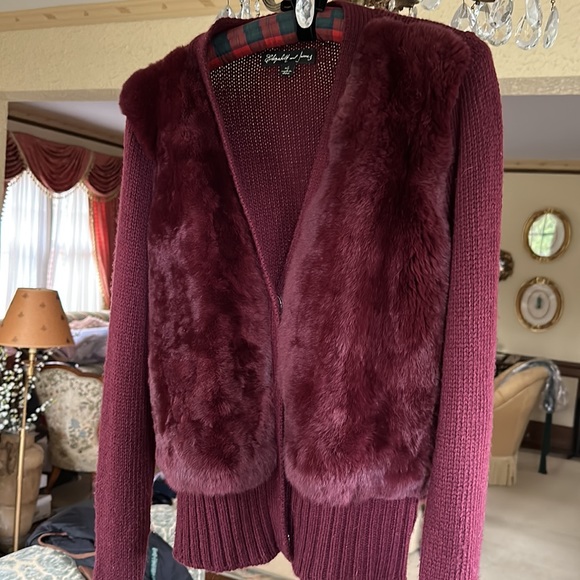 Wine colored rabbit fur sweater size large - Picture 5 of 5